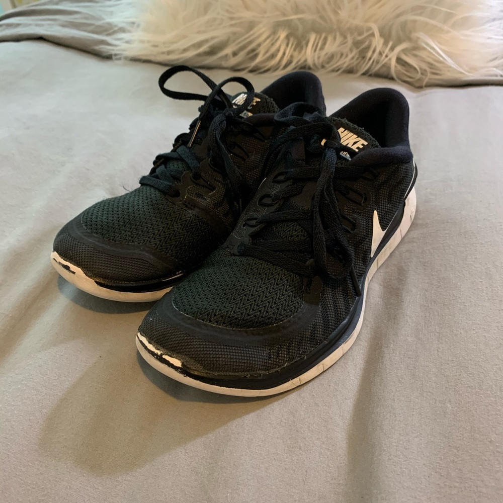Black Nike’s